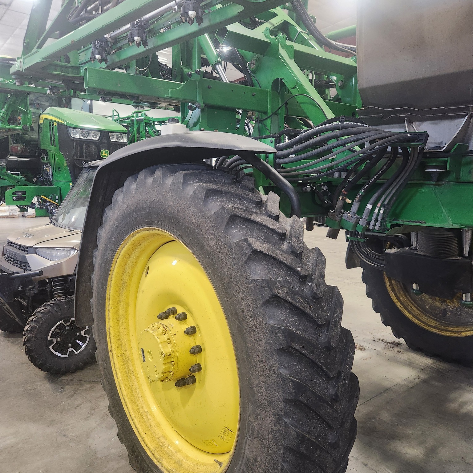 2023 John Deere 412R Self-Propelled Sprayer