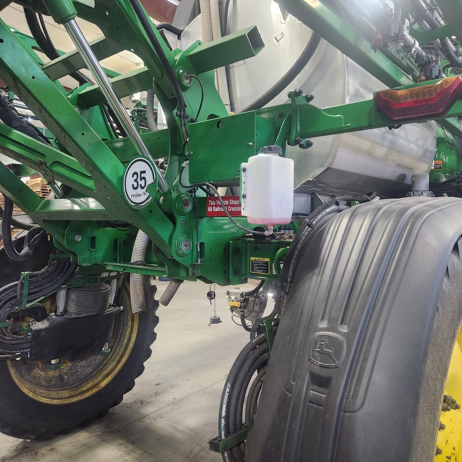 2023 John Deere 412R Self-Propelled Sprayer