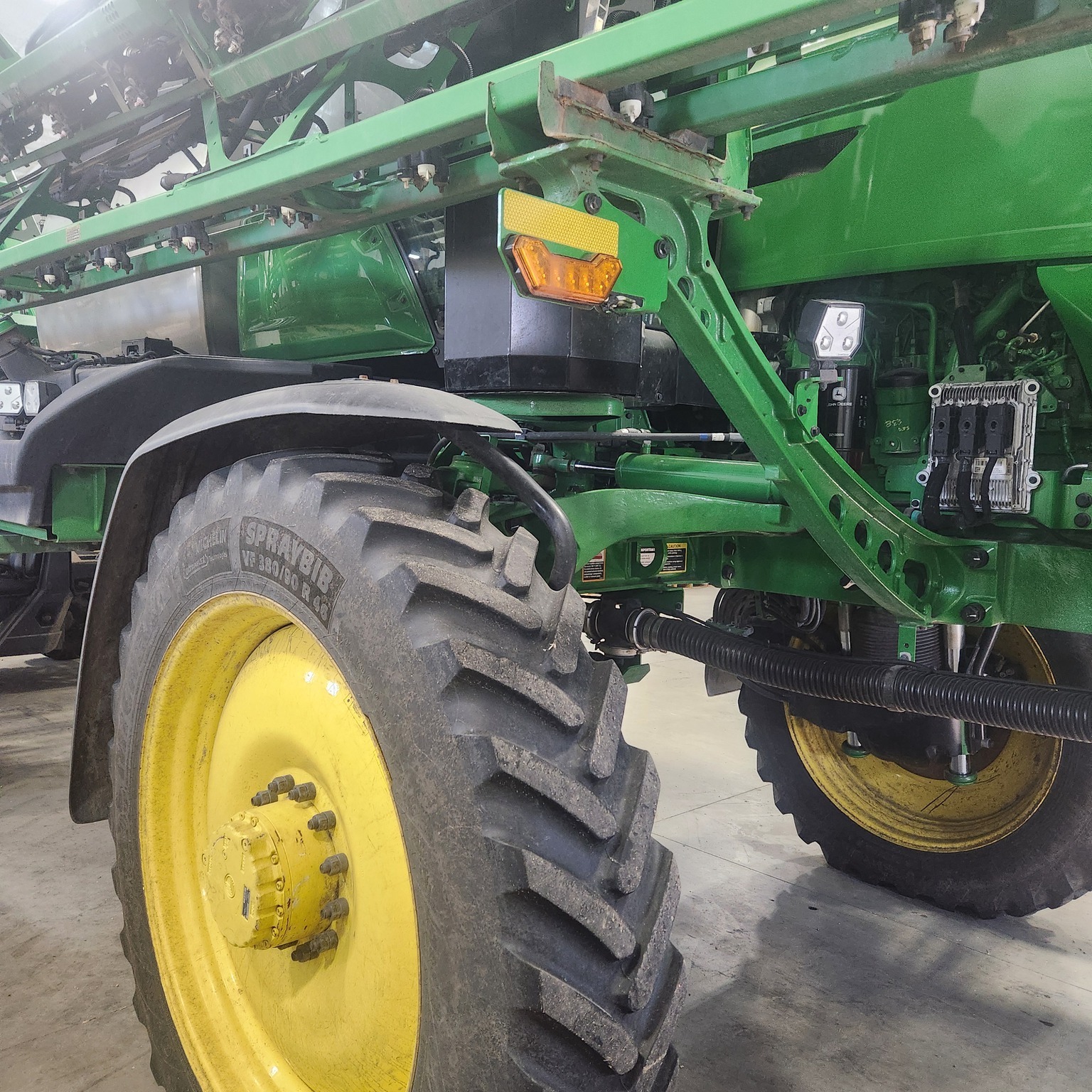 2023 John Deere 412R Self-Propelled Sprayer