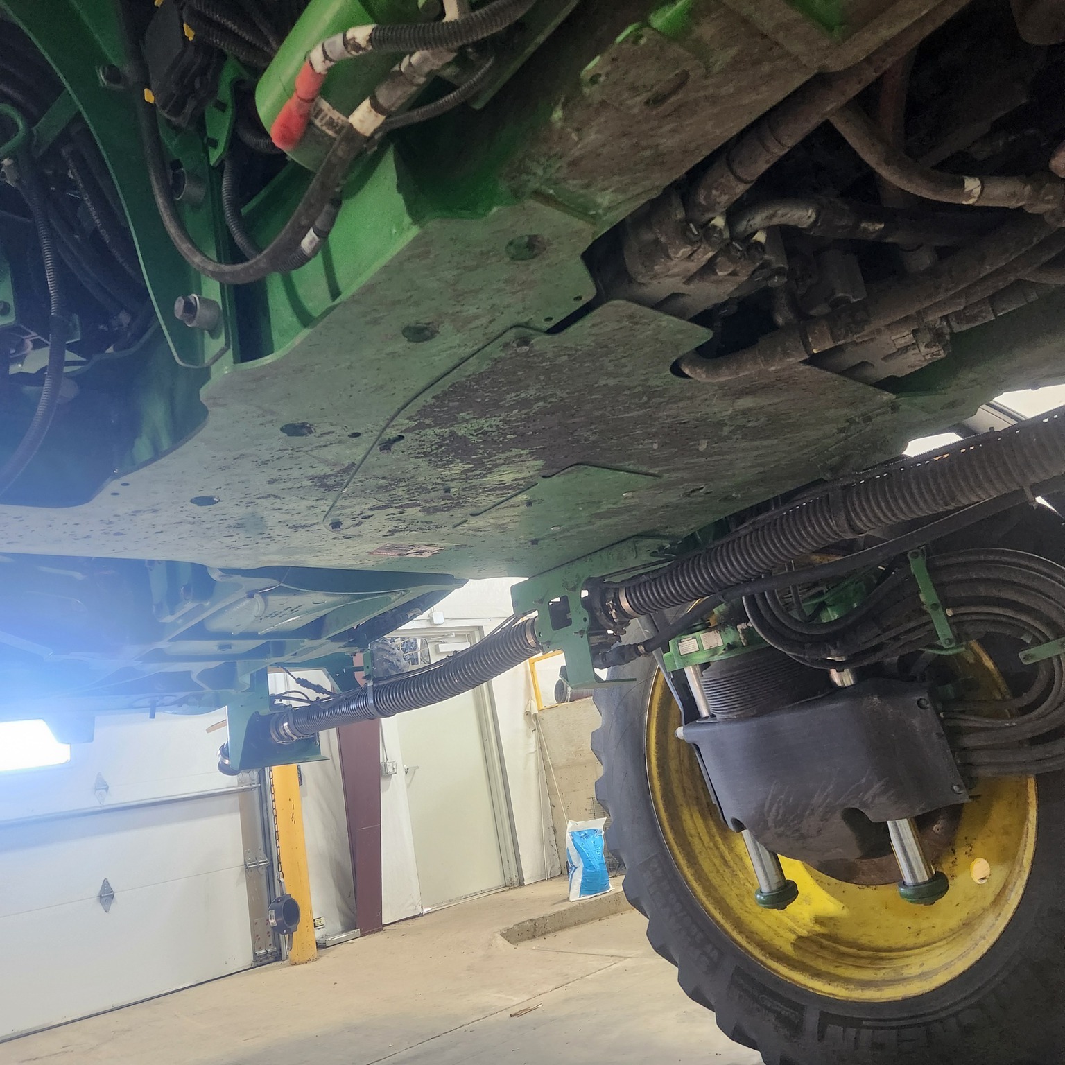 2023 John Deere 412R Self-Propelled Sprayer
