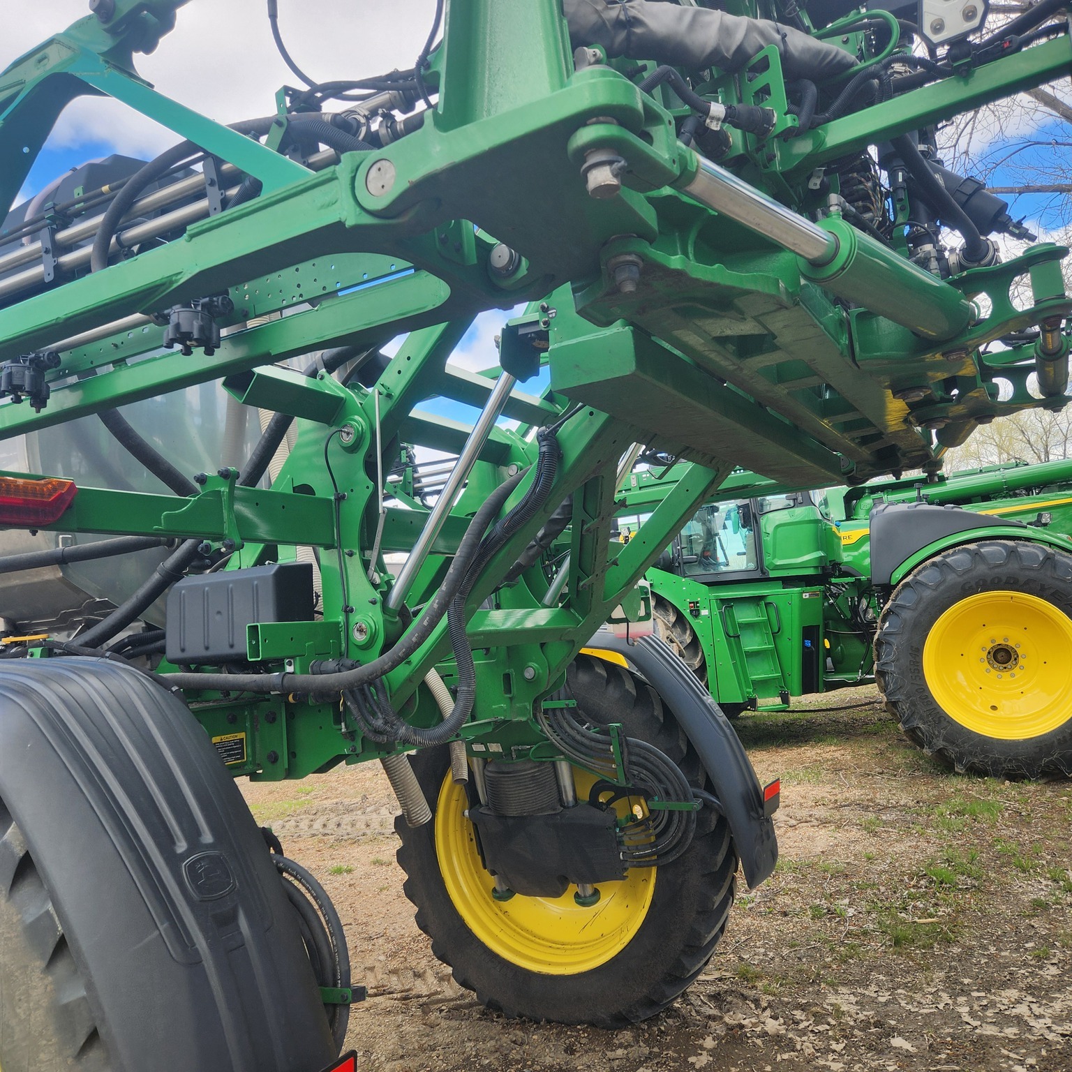 2023 John Deere 412R Self-Propelled Sprayer
