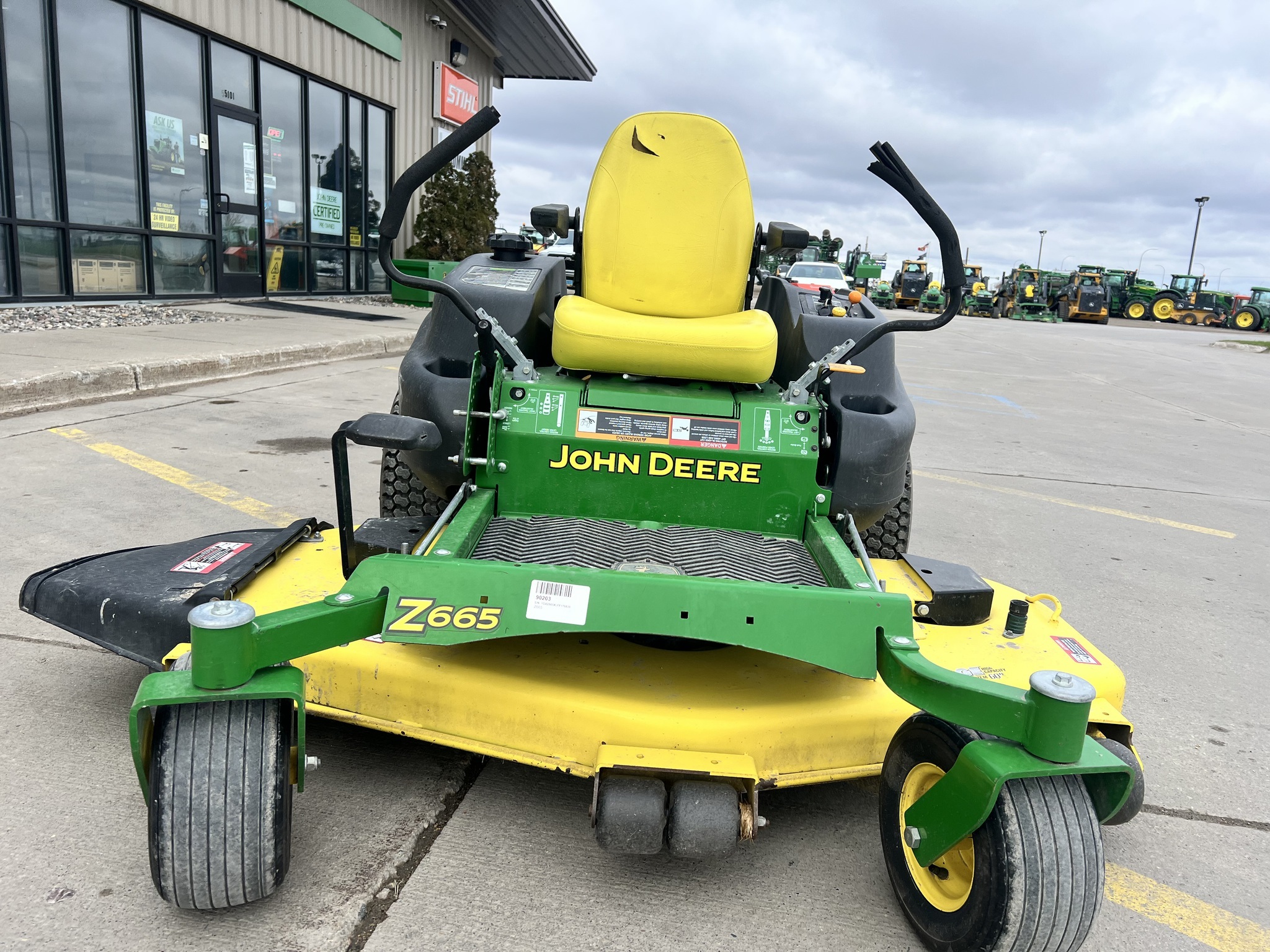2015 John Deere Z665 Lawn Mower