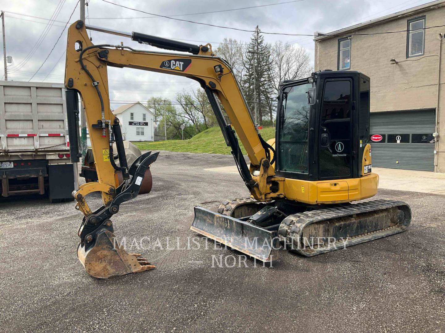 2016 Caterpillar 305.5E2 AQ Excavator