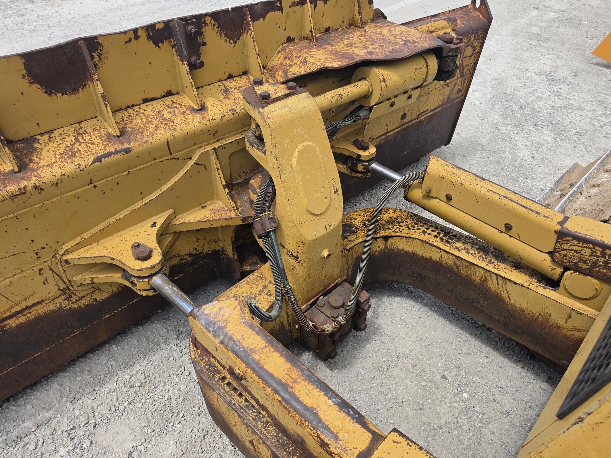2002 Caterpillar D6M LGP Dozer