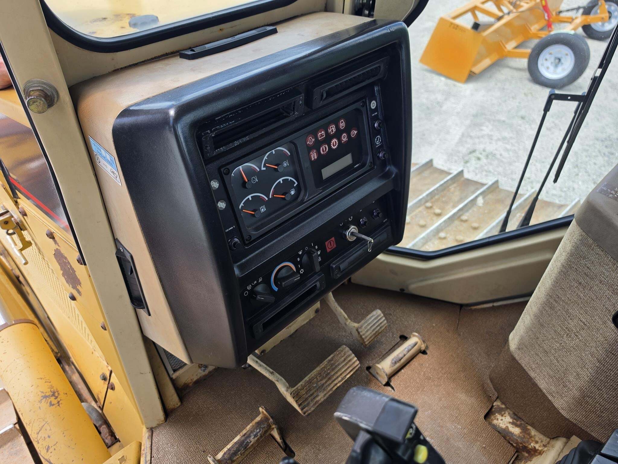 2002 Caterpillar D6M LGP Dozer