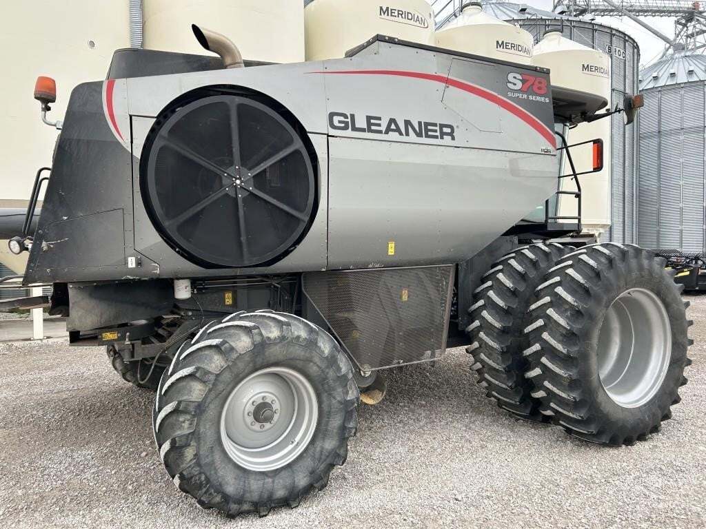 2014 Gleaner S78 Combine
