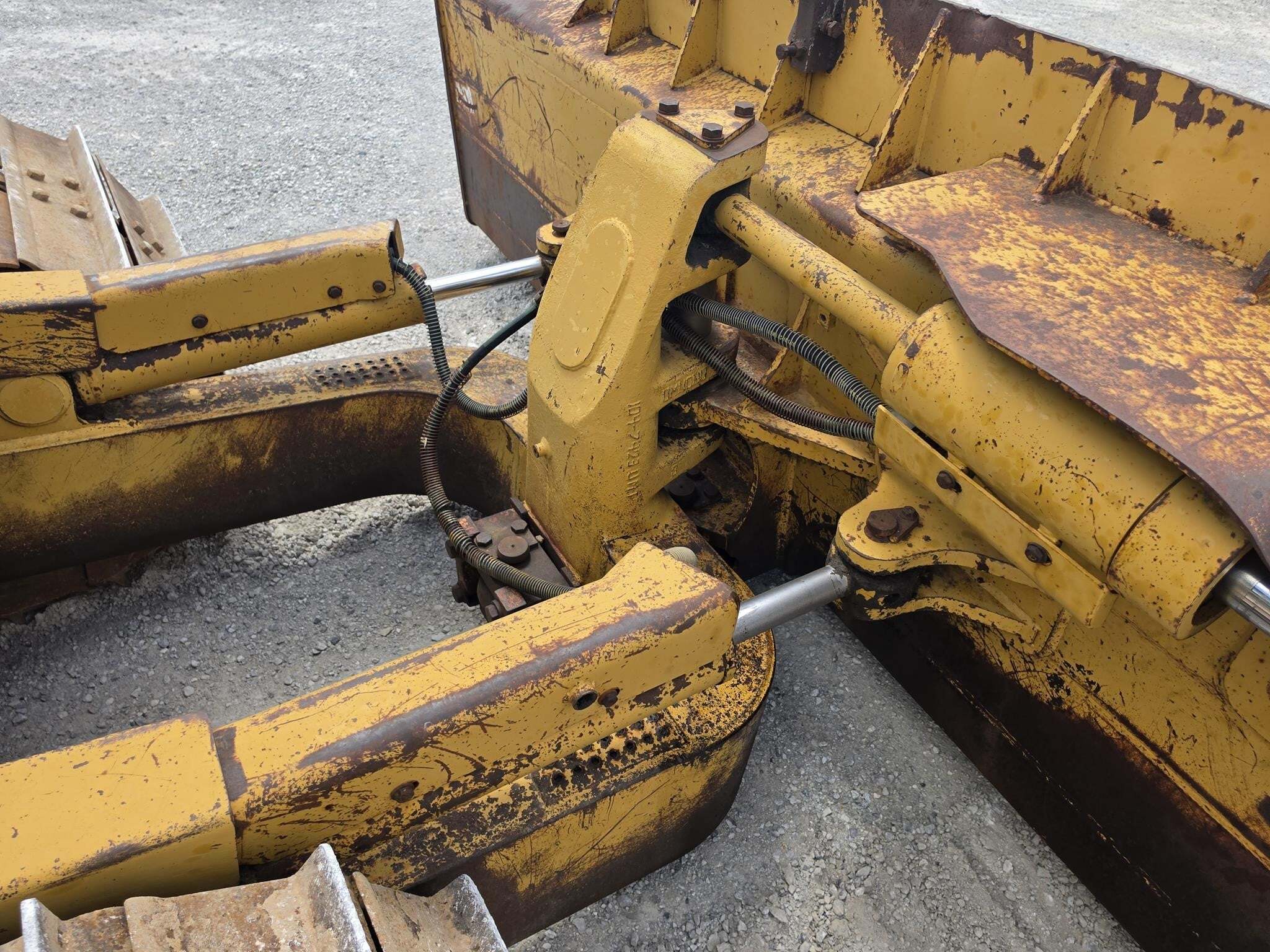 2002 Caterpillar D6M LGP Dozer