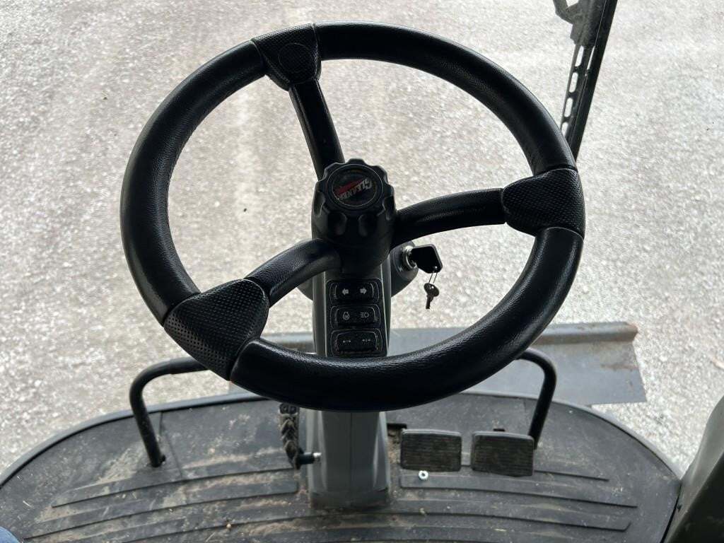 2014 Gleaner S78 Combine