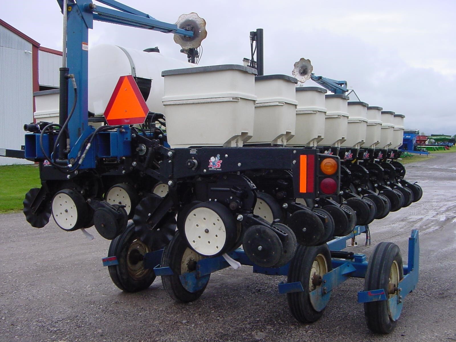 2004 Kinze 3500 Planter