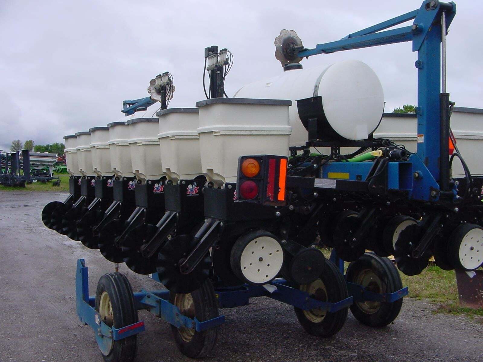 2004 Kinze 3500 Planter