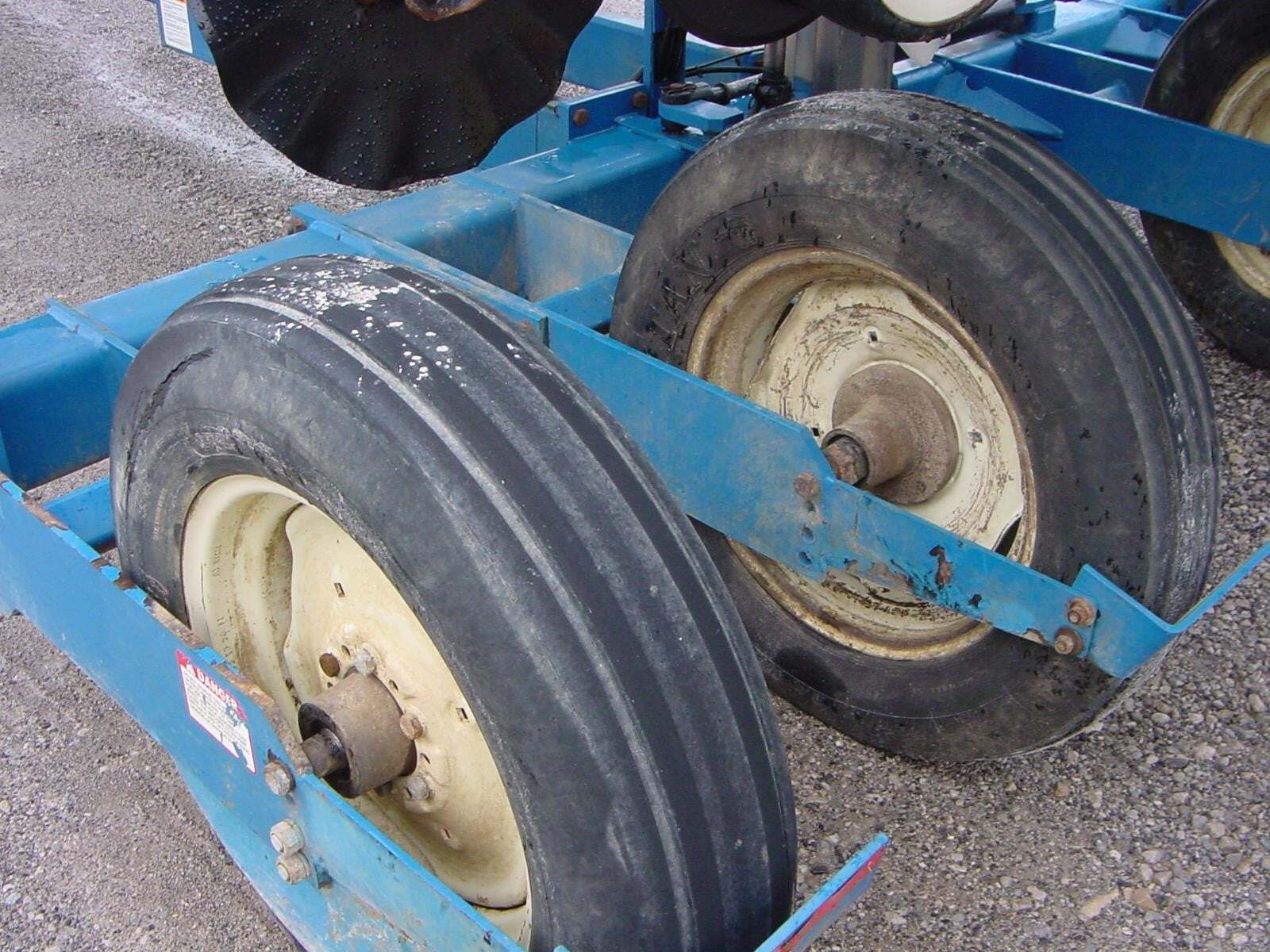 2004 Kinze 3500 Planter