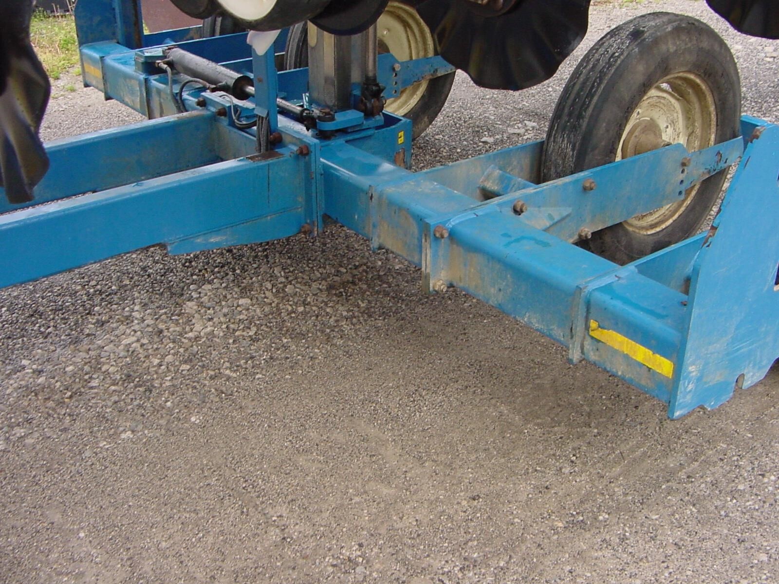 2004 Kinze 3500 Planter