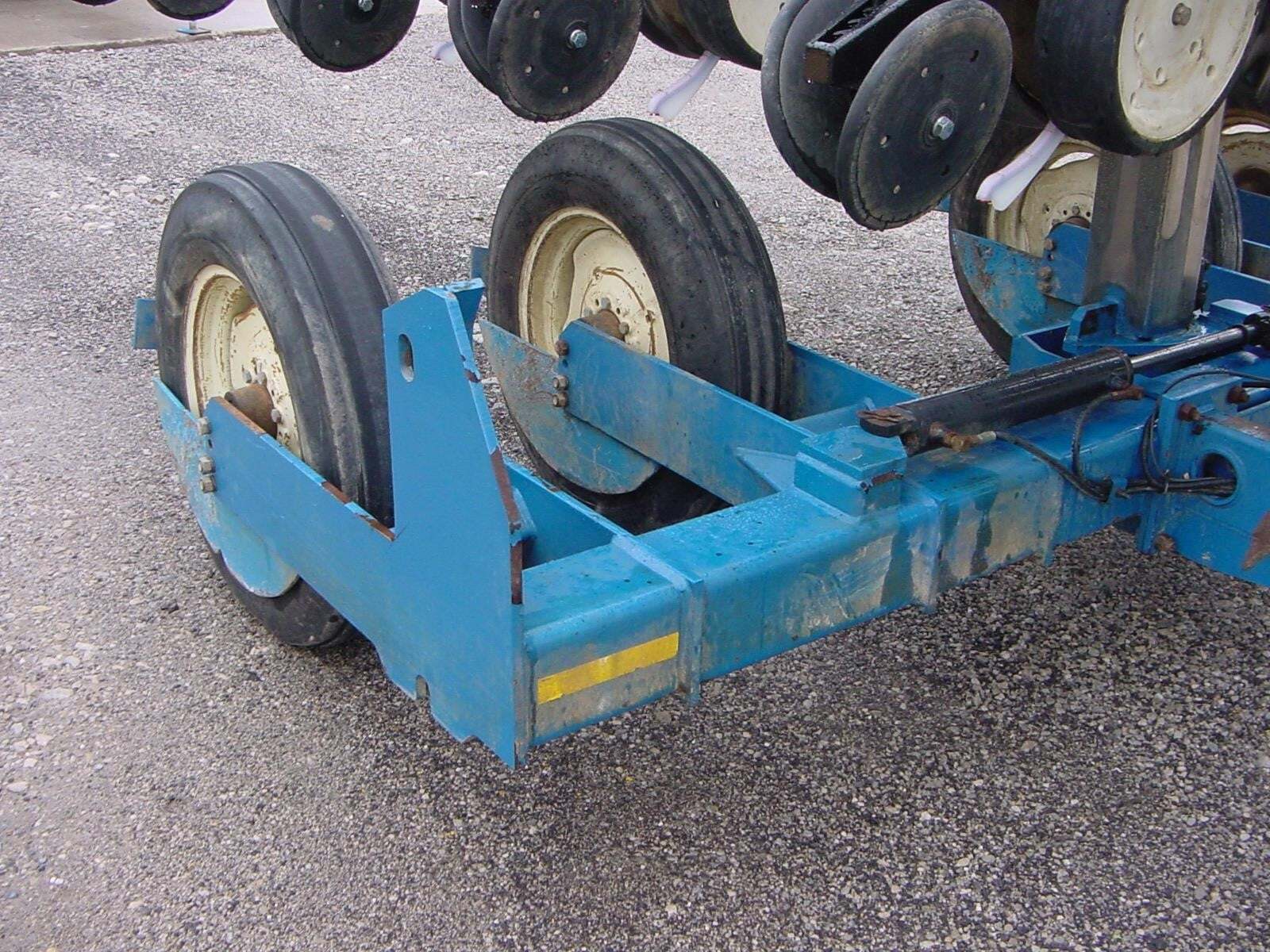 2004 Kinze 3500 Planter