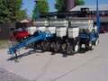 2013 Kinze 3000 Planter