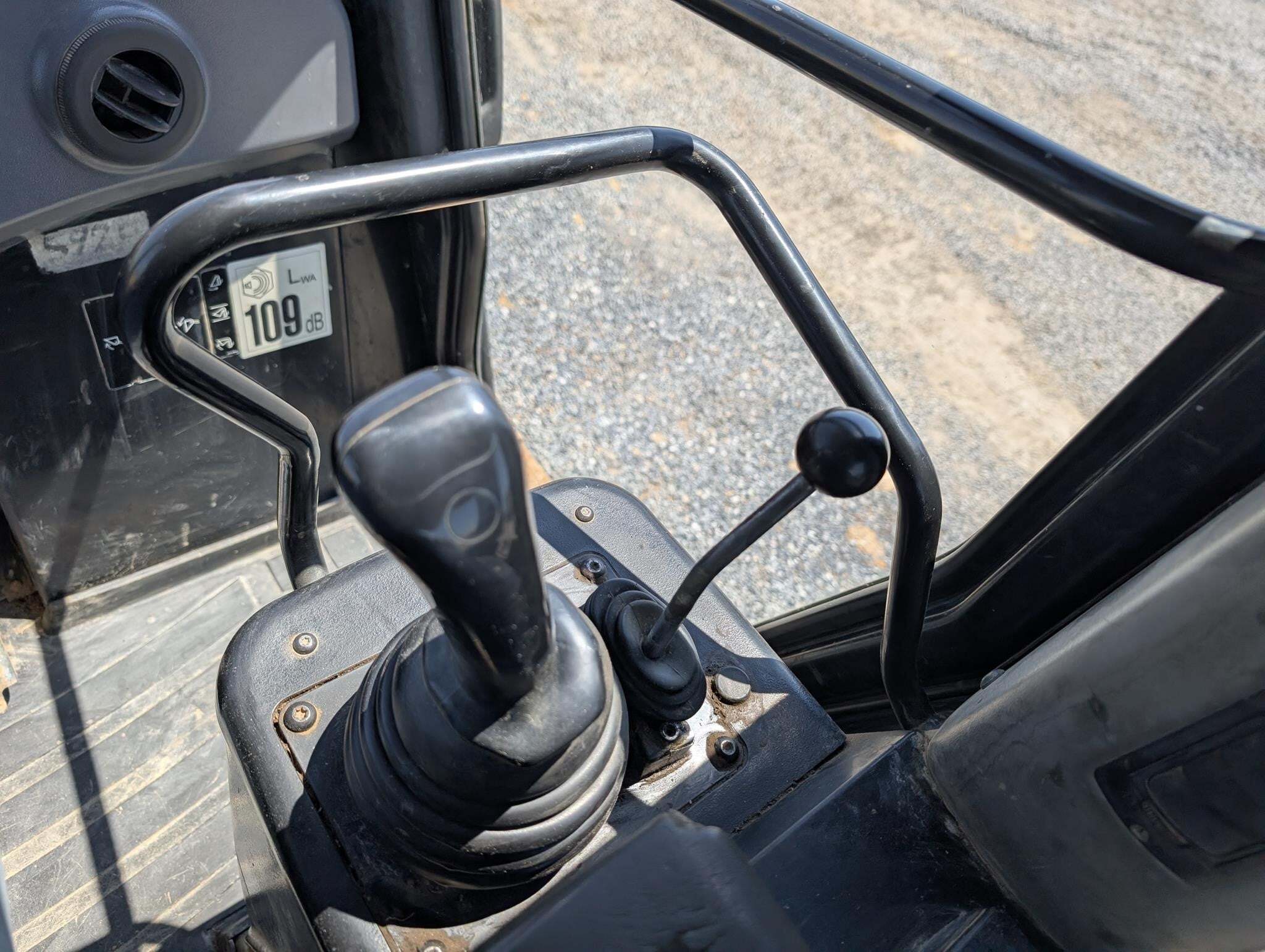 2005 Caterpillar 953C Crawler