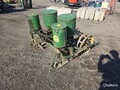  John Deere 246 Planter