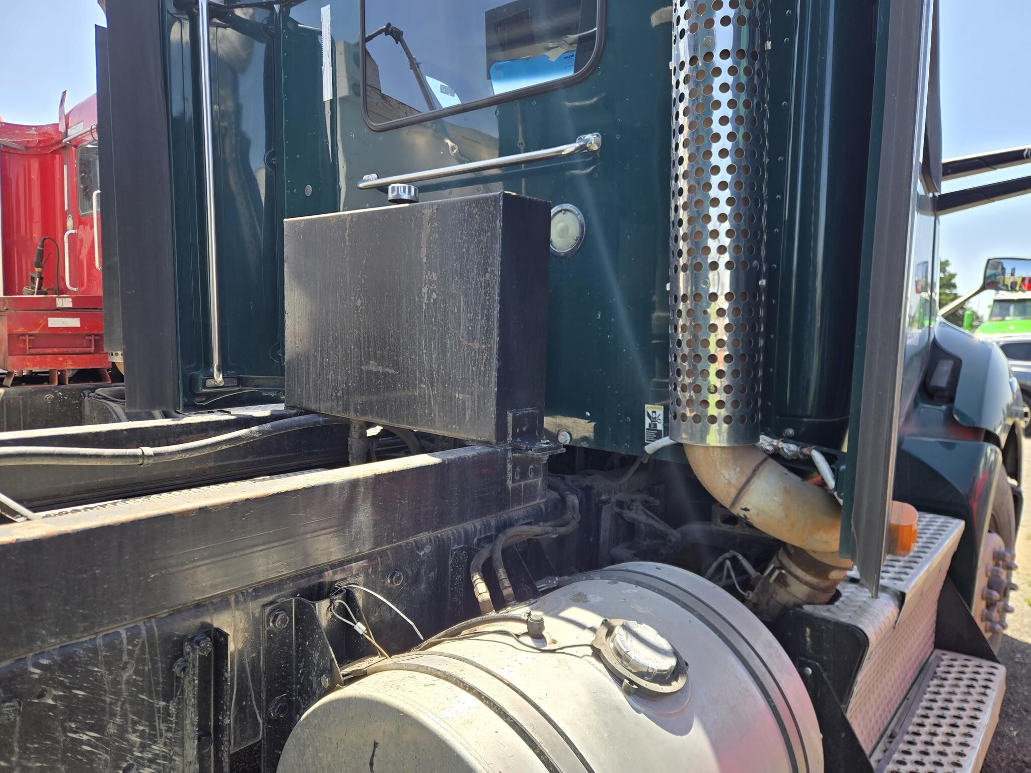2019 Kenworth T680 Semi Trucks/Trailer