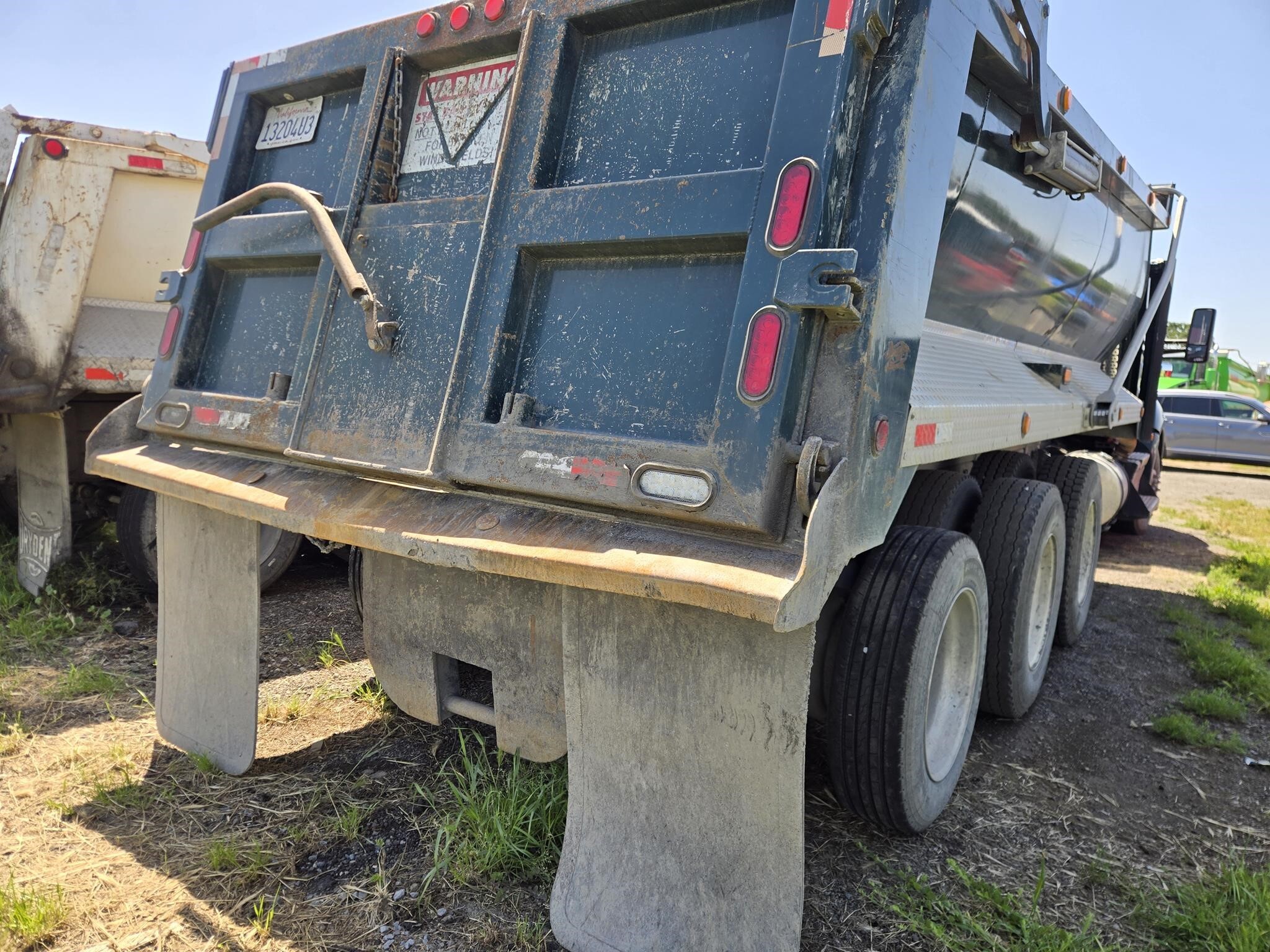 2019 Kenworth T680 Semi Trucks/Trailer