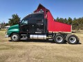 2001 Kenworth T2000 Semi Trucks/Trailer