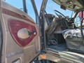 2001 Kenworth T2000 Semi Trucks/Trailer