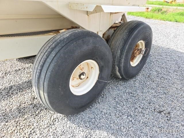  Dalton Ag Products S650 Pull-Type Fertilizer Spreader