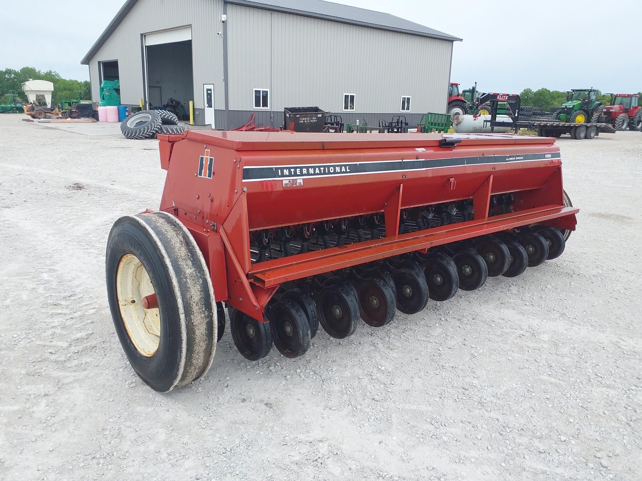  International Harvester 5100 Drill