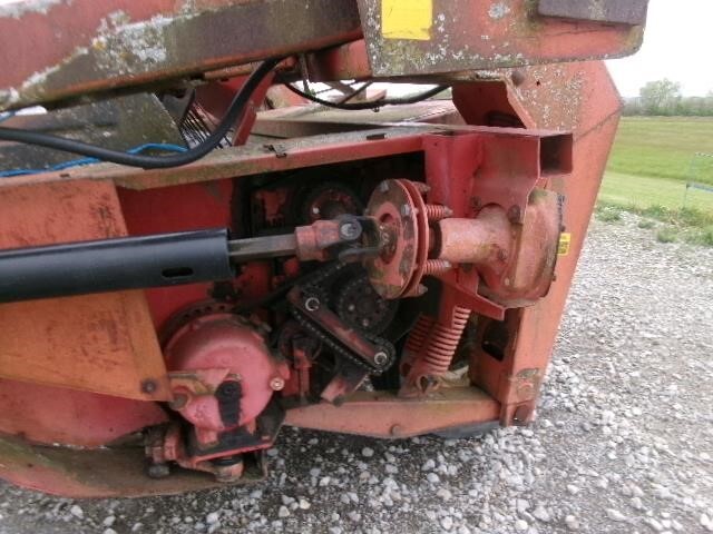  New Idea 509 Pull-Type Windrowers and Swather