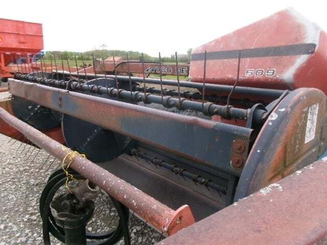  New Idea 509 Pull-Type Windrowers and Swather