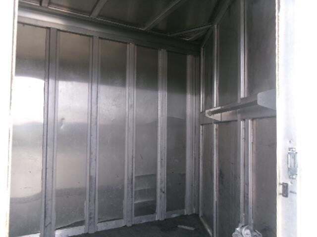 2004 Featherlite 8541 Livestock Trailer