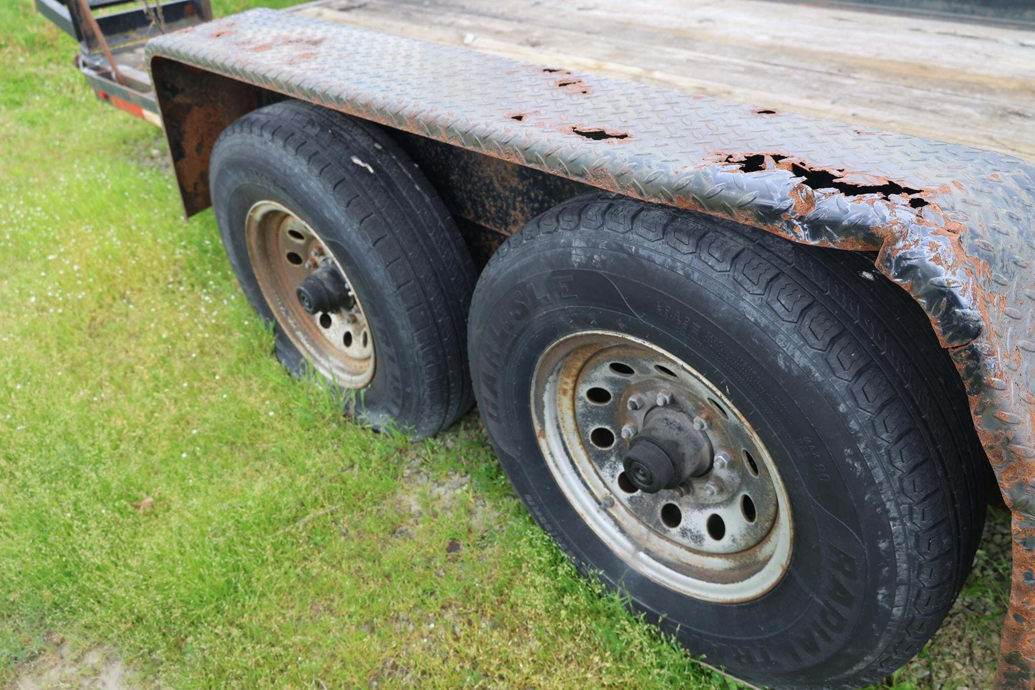 2009 Pequea 1018SST Flatbed Trucks/Trailer