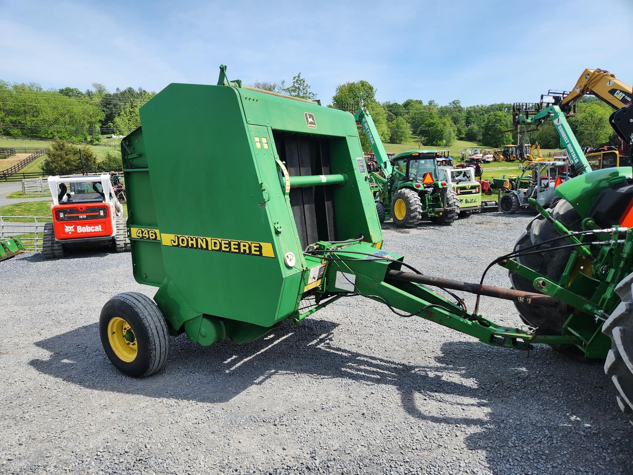 1997 John Deere 446 Round Baler