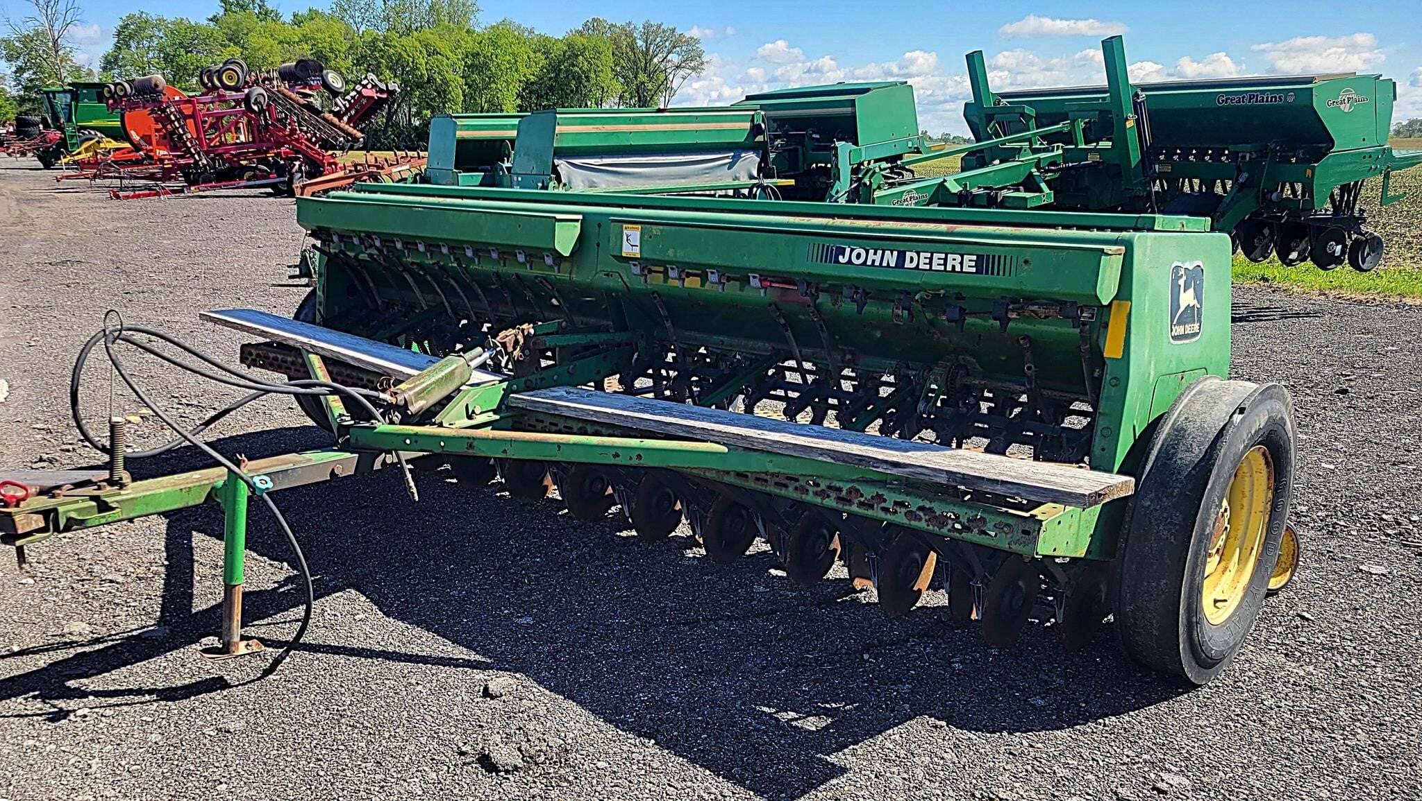  John Deere 450 Drill