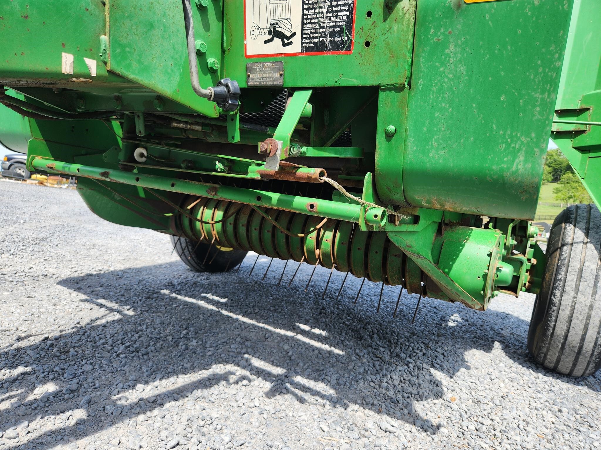 1997 John Deere 446 Round Baler