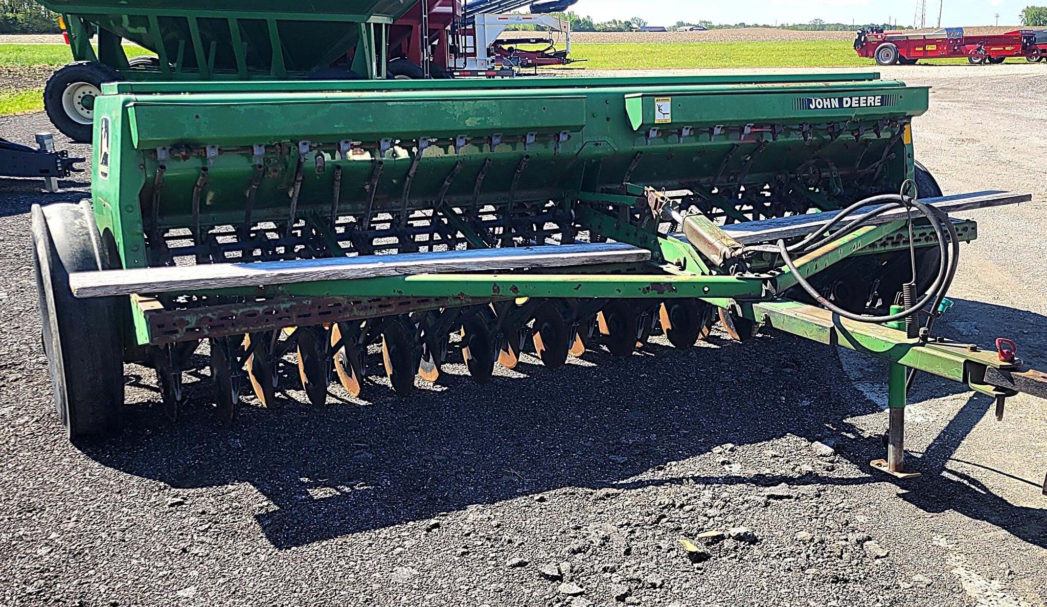  John Deere 450 Drill