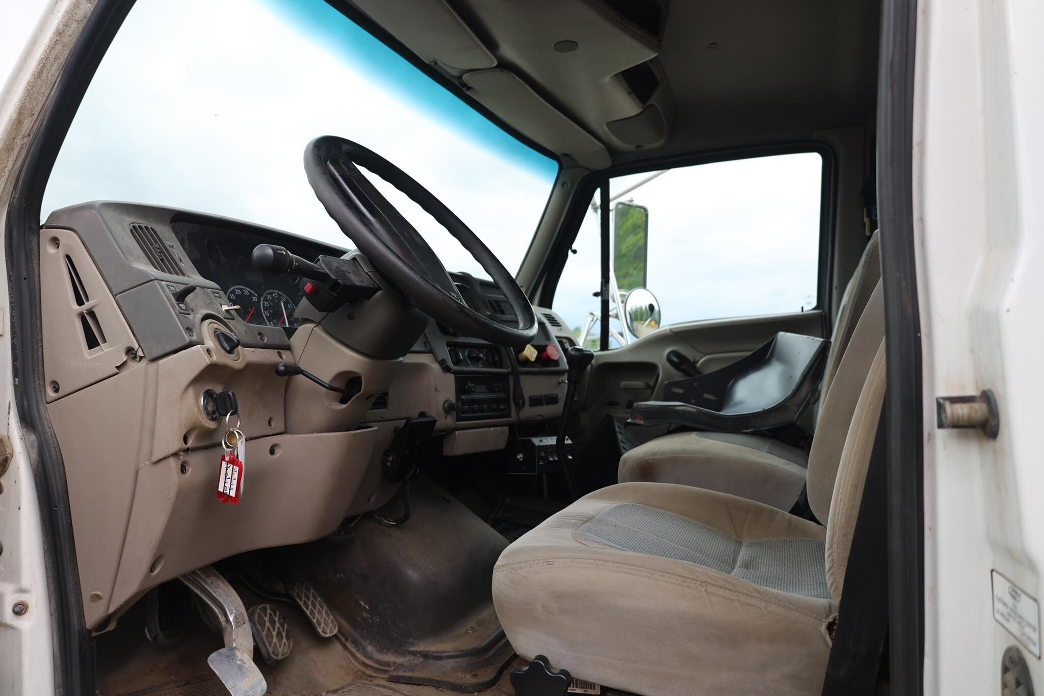 2006 Sterling ACTERRA Semi Trucks/Trailer