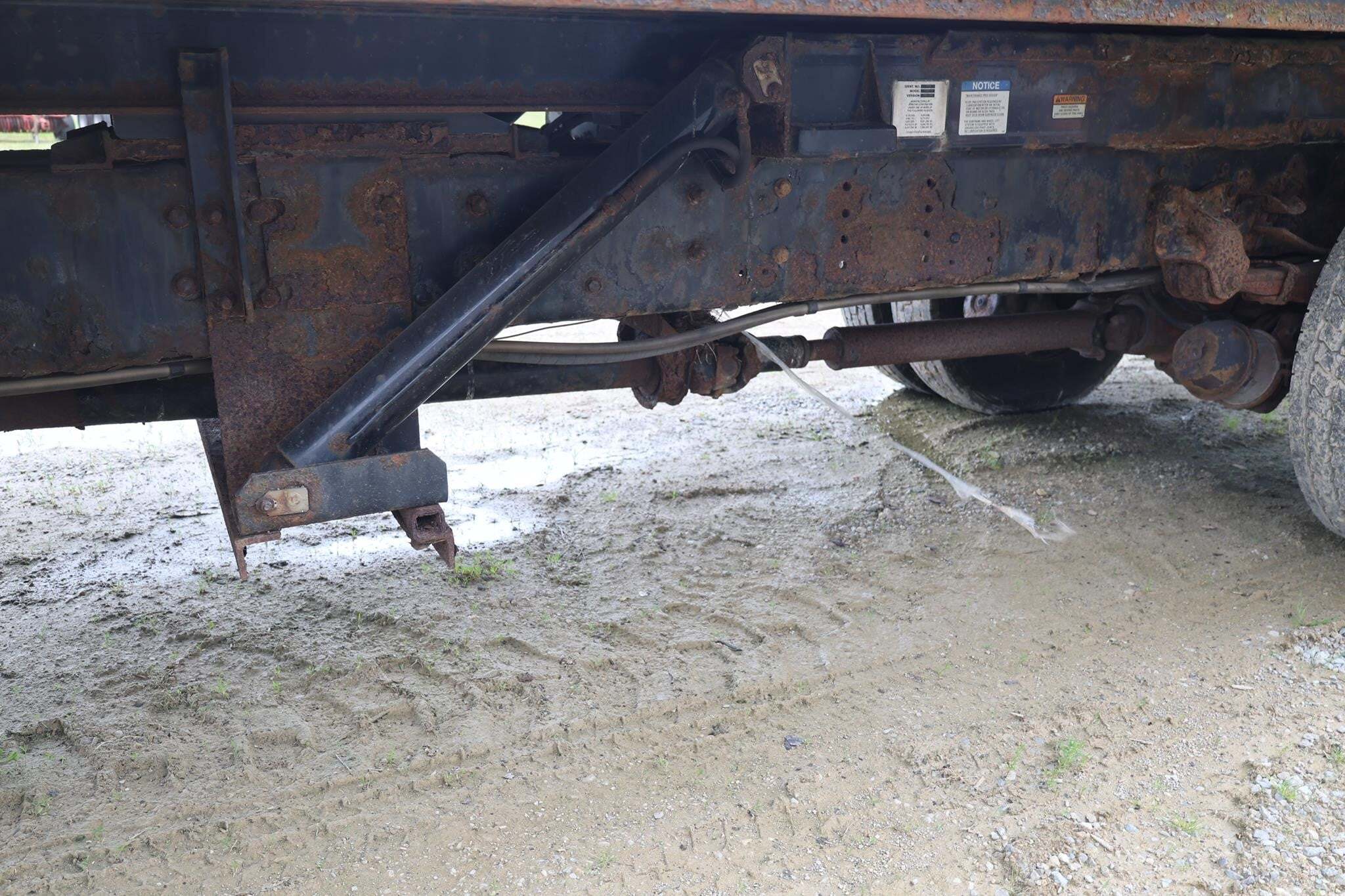 2006 Sterling ACTERRA Semi Trucks/Trailer