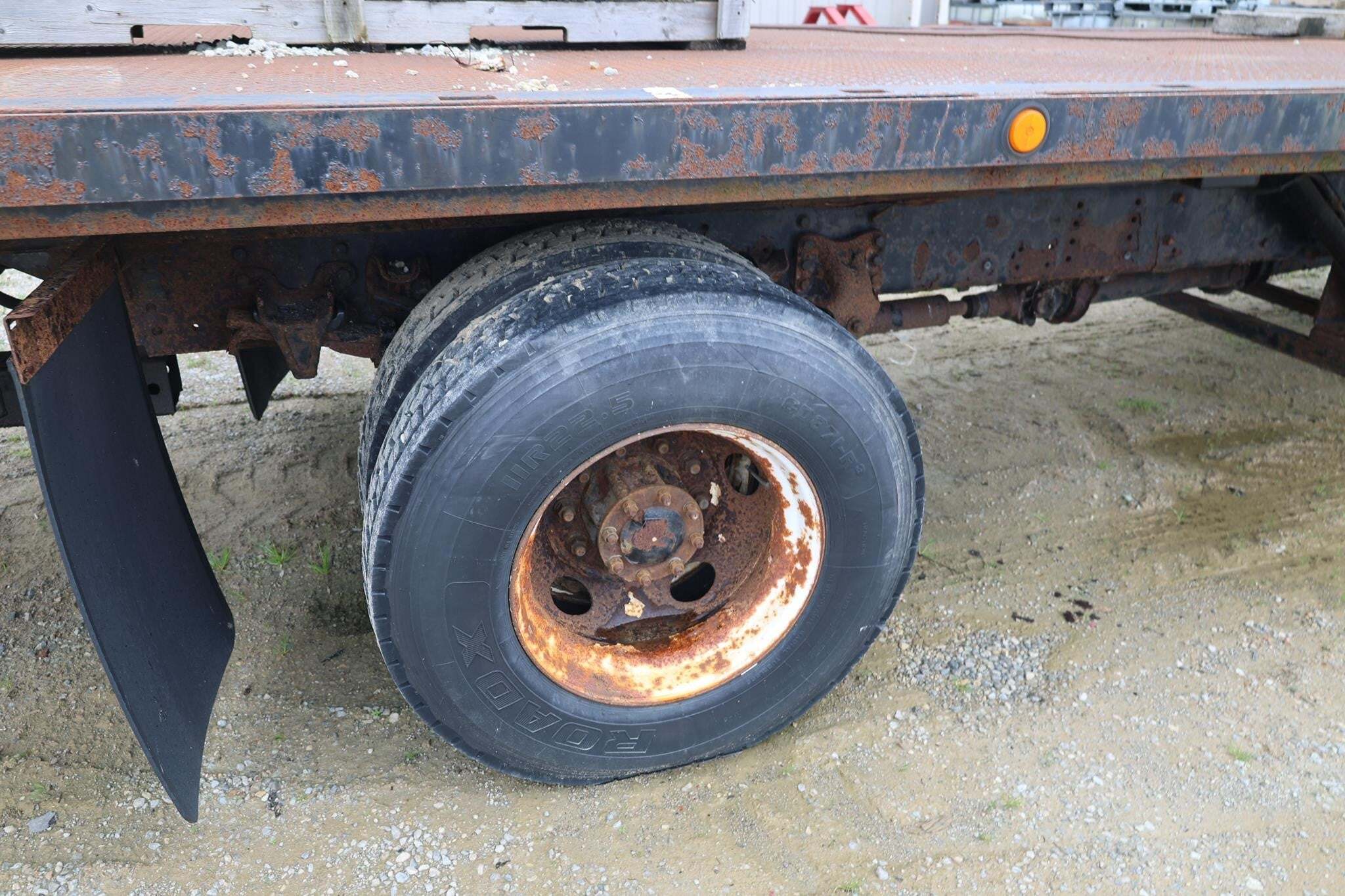2006 Sterling ACTERRA Semi Trucks/Trailer
