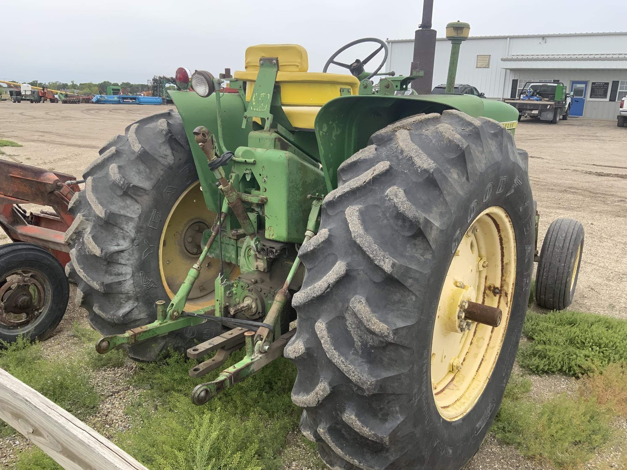  John Deere 3010 Tractor