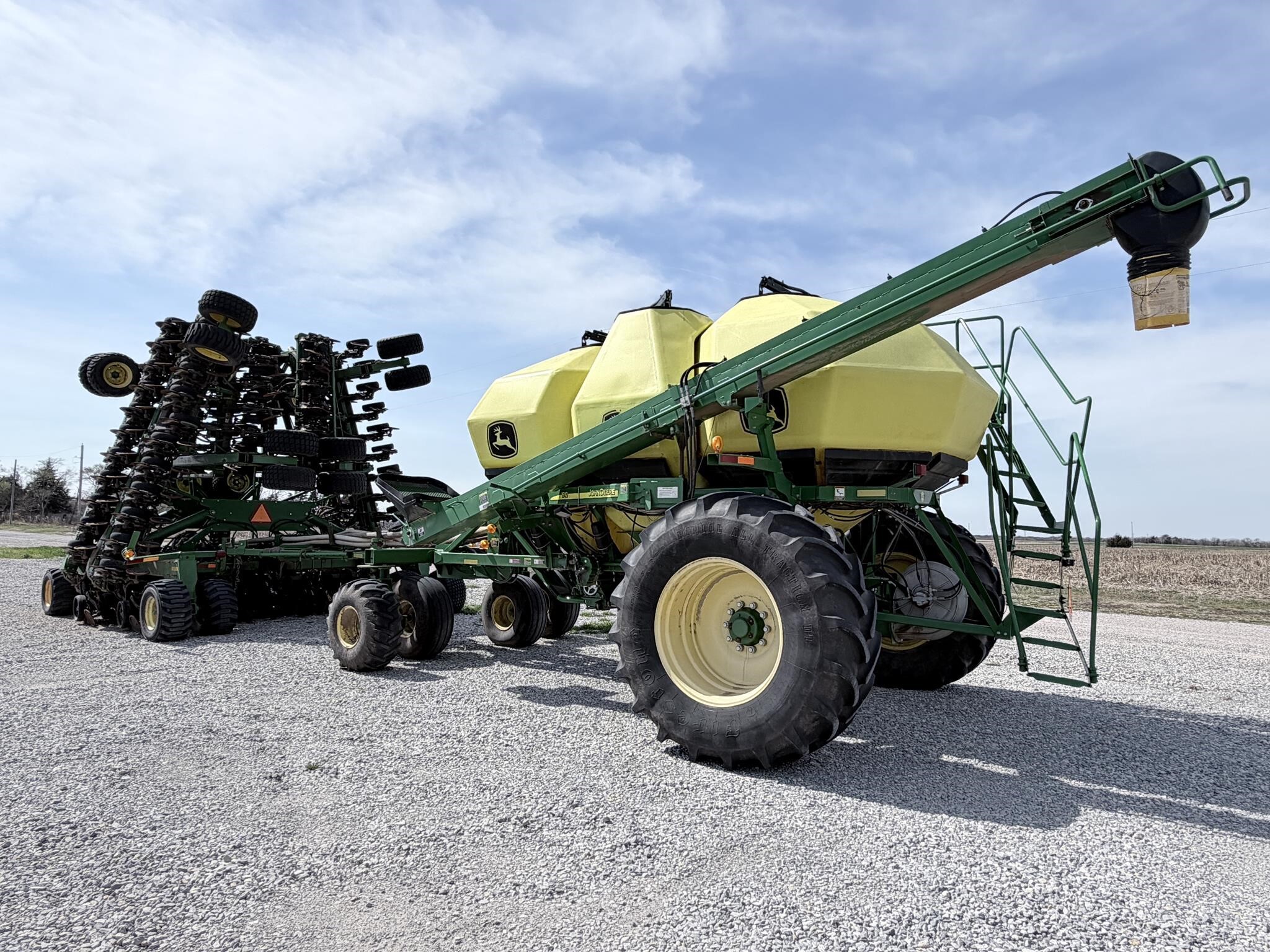 2012 John Deere 1890 Air Seeder