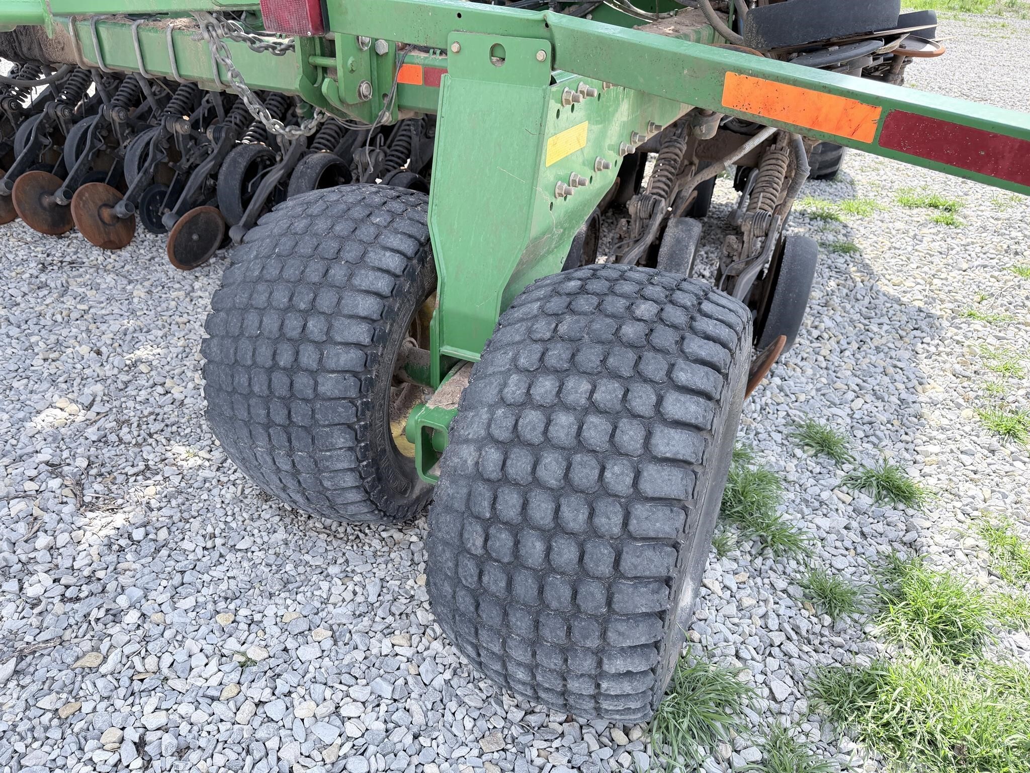 2012 John Deere 1890 Air Seeder