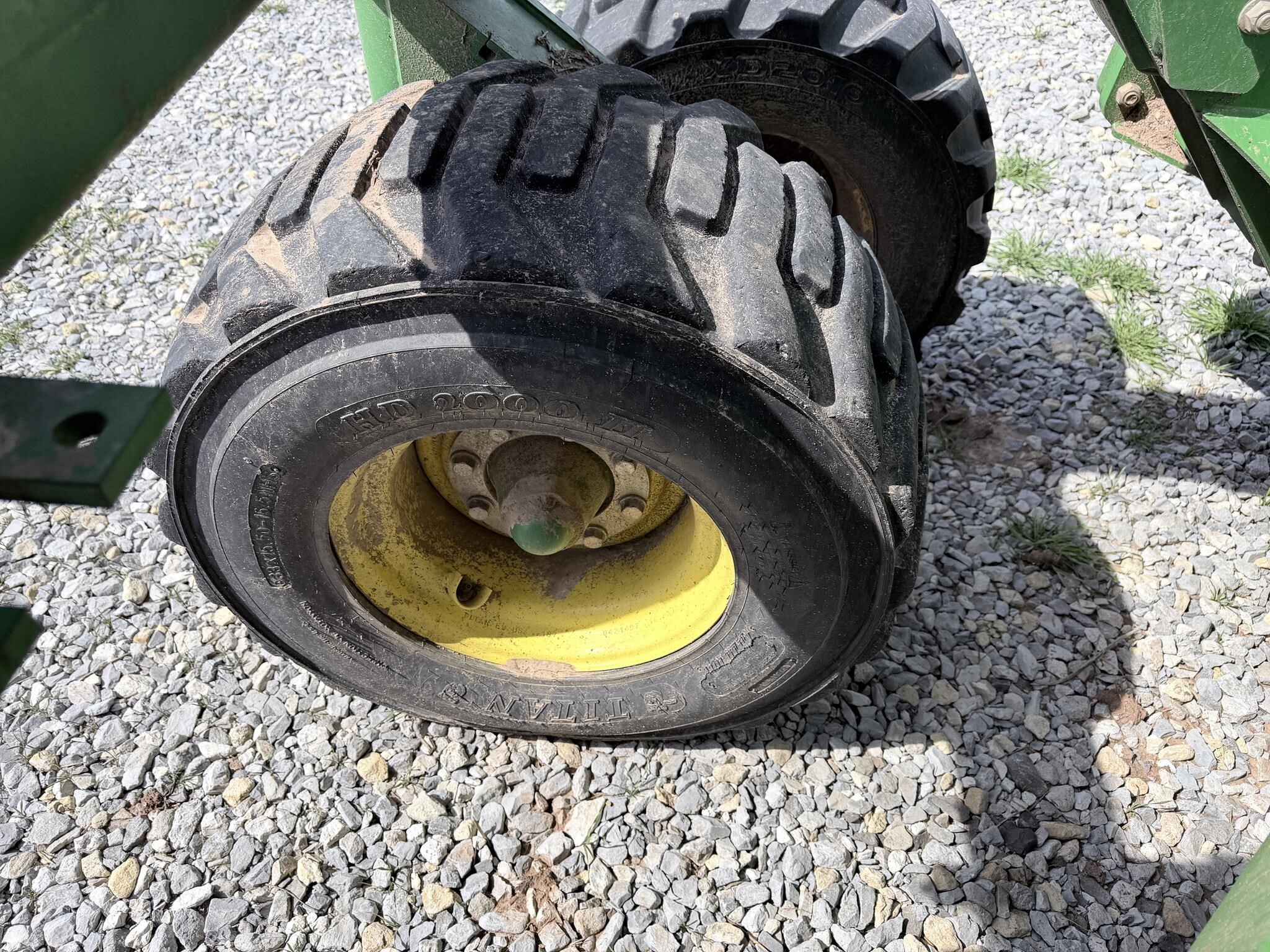 2012 John Deere 1890 Air Seeder