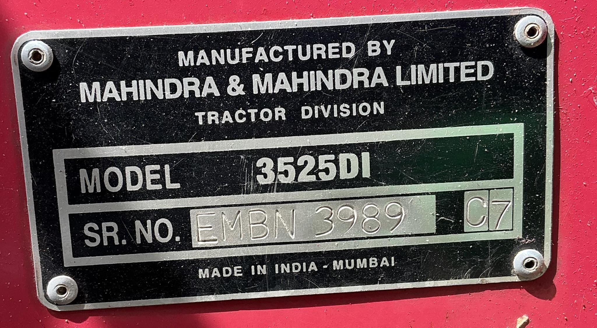  Mahindra 3525 Tractor