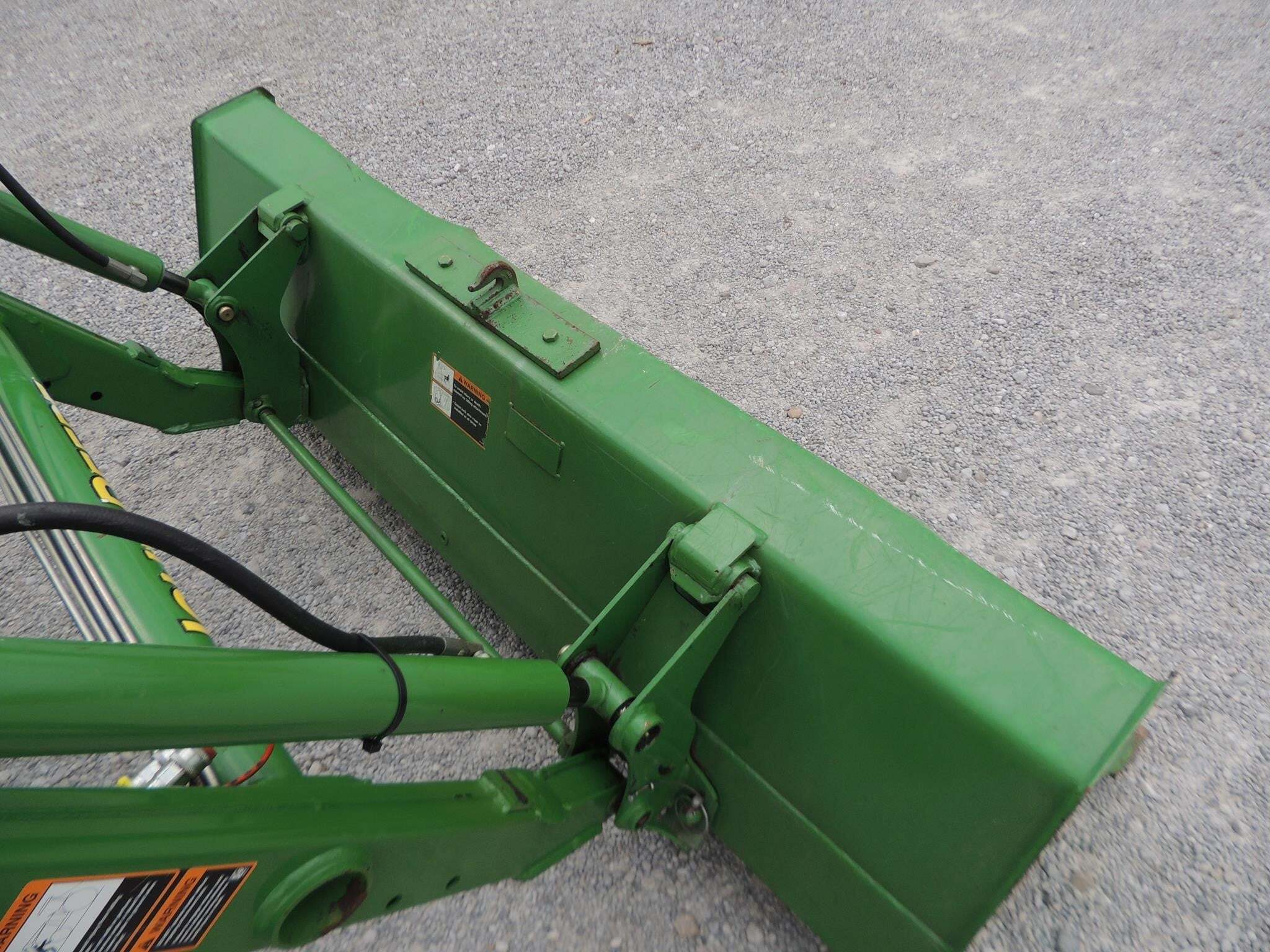2015 John Deere 4044M Tractor