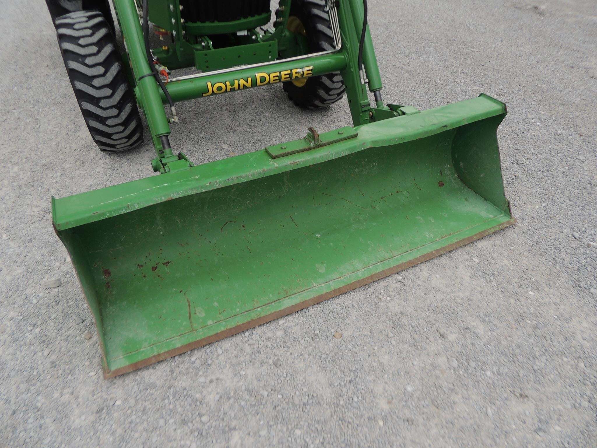2015 John Deere 4044M Tractor