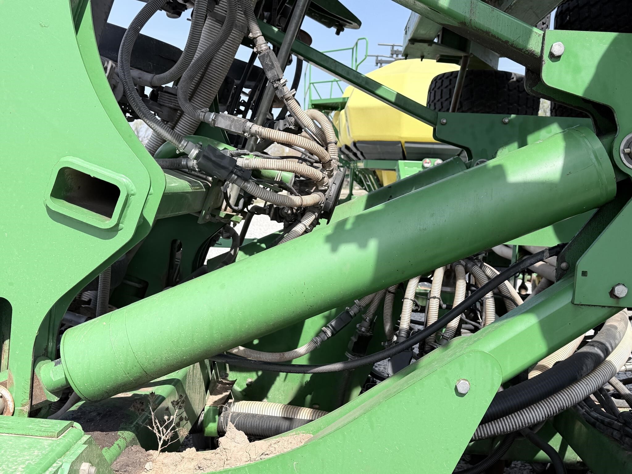 2012 John Deere 1890 Air Seeder
