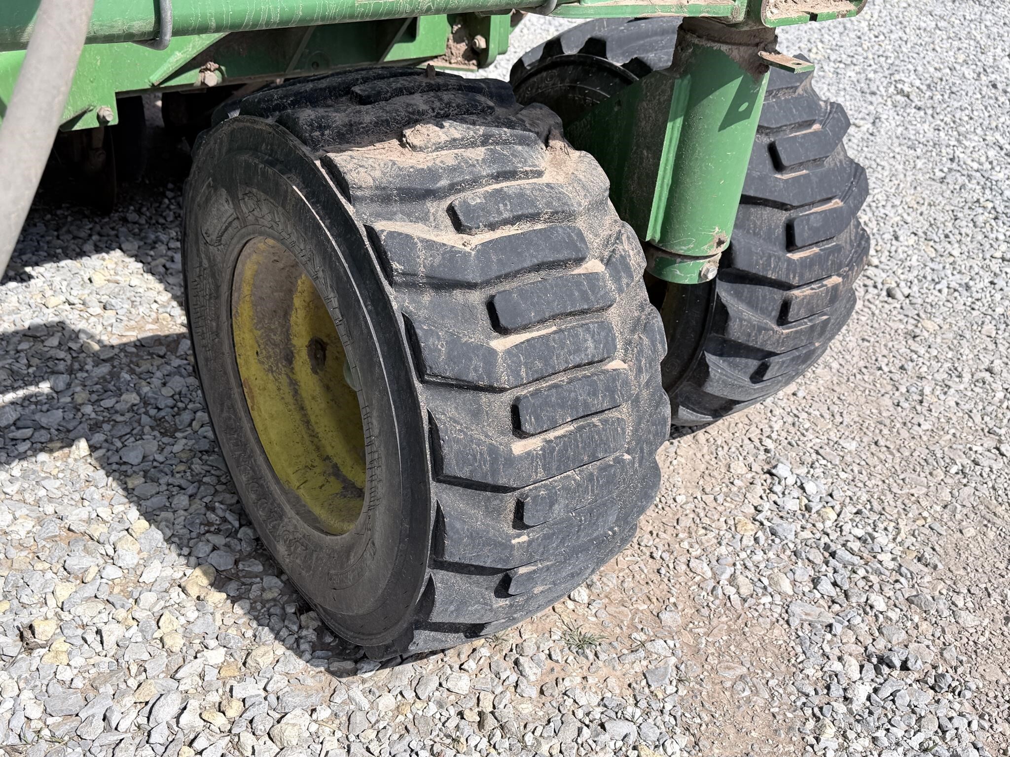 2012 John Deere 1890 Air Seeder