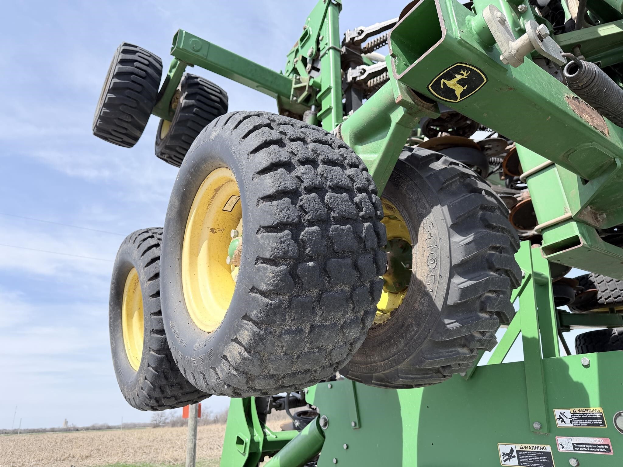 2012 John Deere 1890 Air Seeder