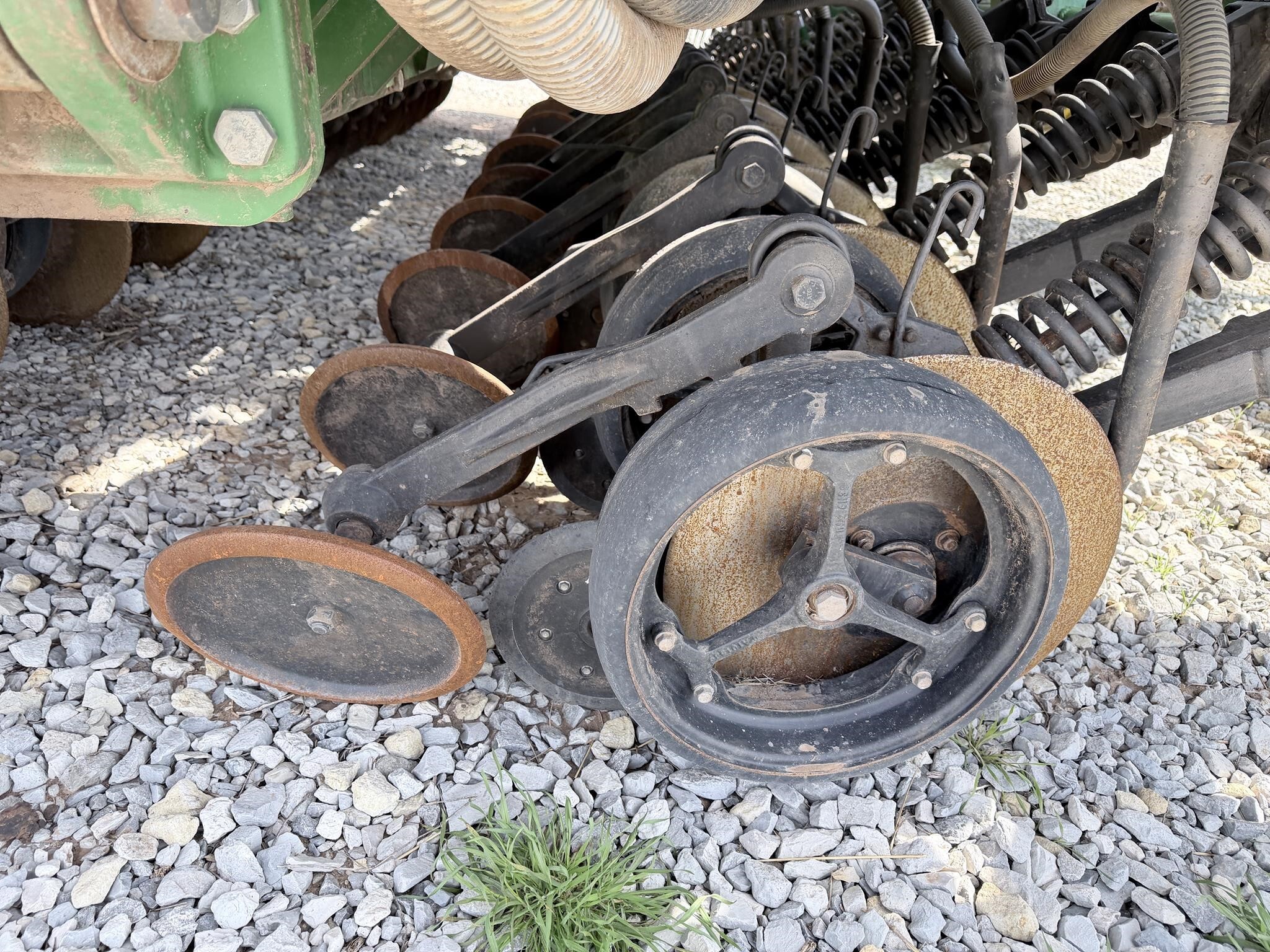 2012 John Deere 1890 Air Seeder