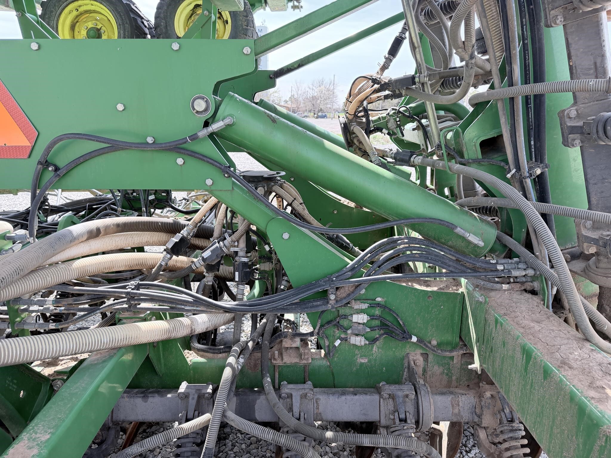 2012 John Deere 1890 Air Seeder