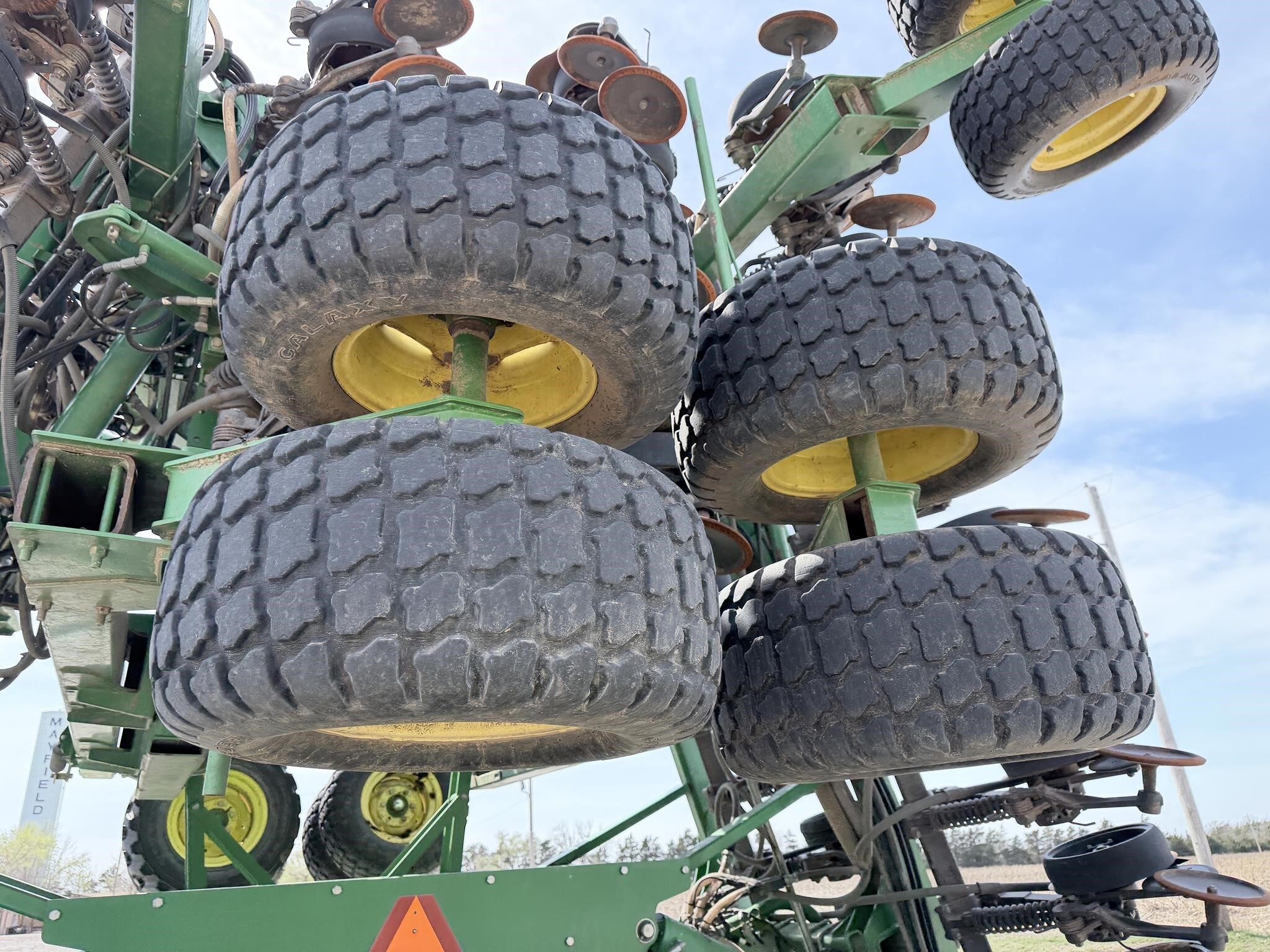 2012 John Deere 1890 Air Seeder